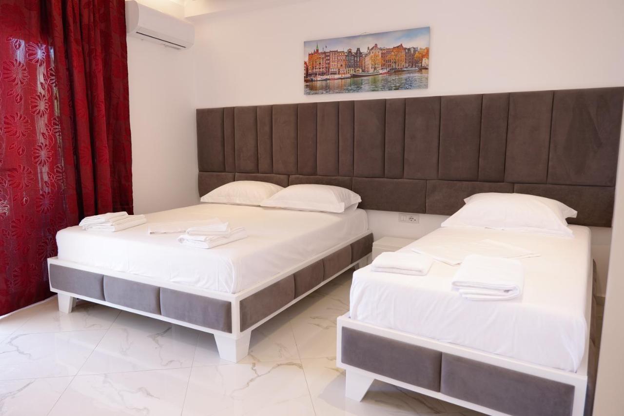 Lumi Hotel Sarandë Eksteriør billede