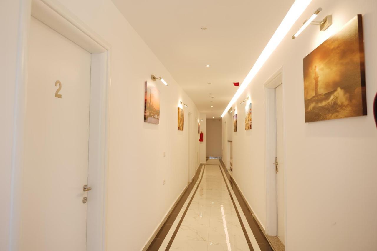 Lumi Hotel Sarandë Eksteriør billede