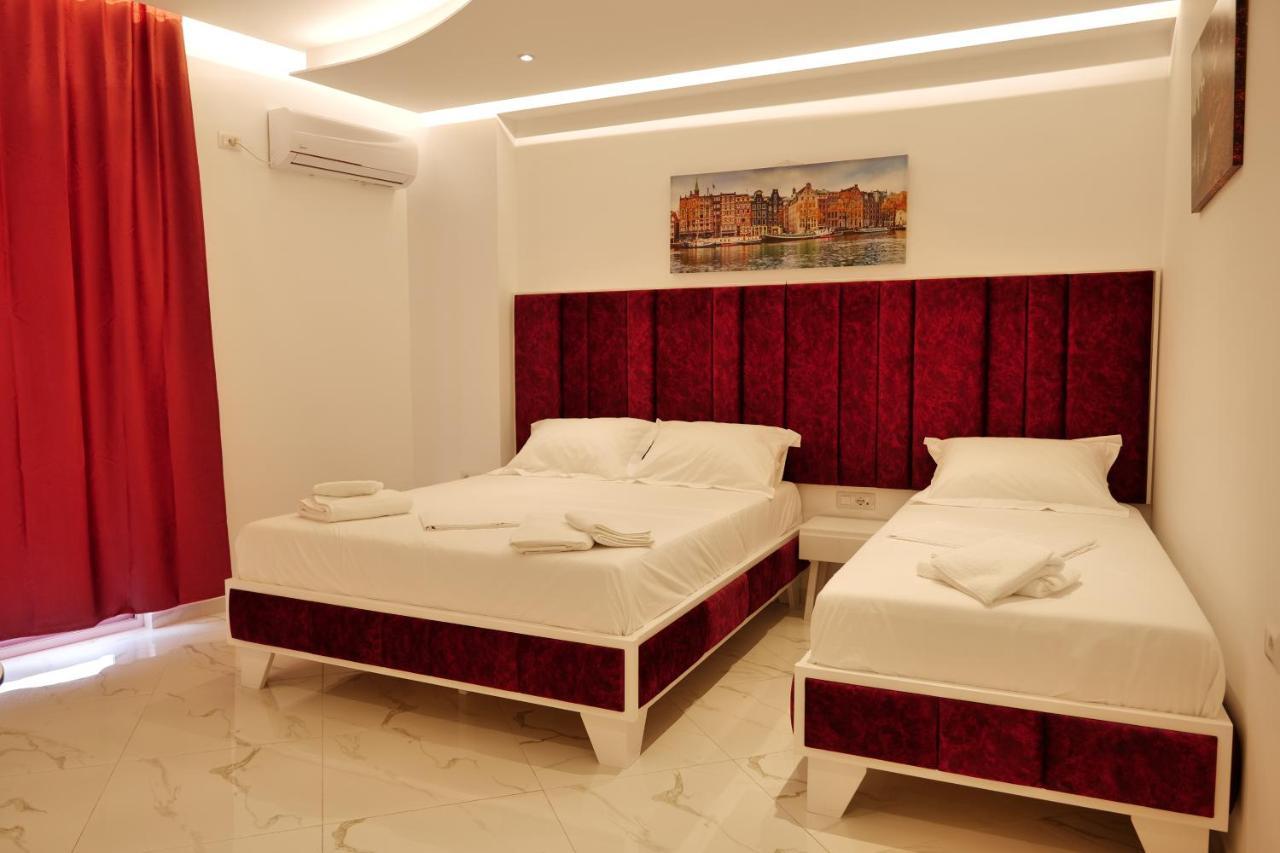 Lumi Hotel Sarandë Eksteriør billede