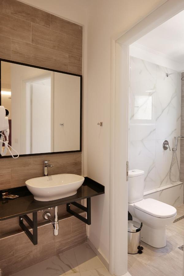 Lumi Hotel Sarandë Eksteriør billede