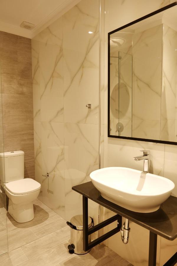 Lumi Hotel Sarandë Eksteriør billede