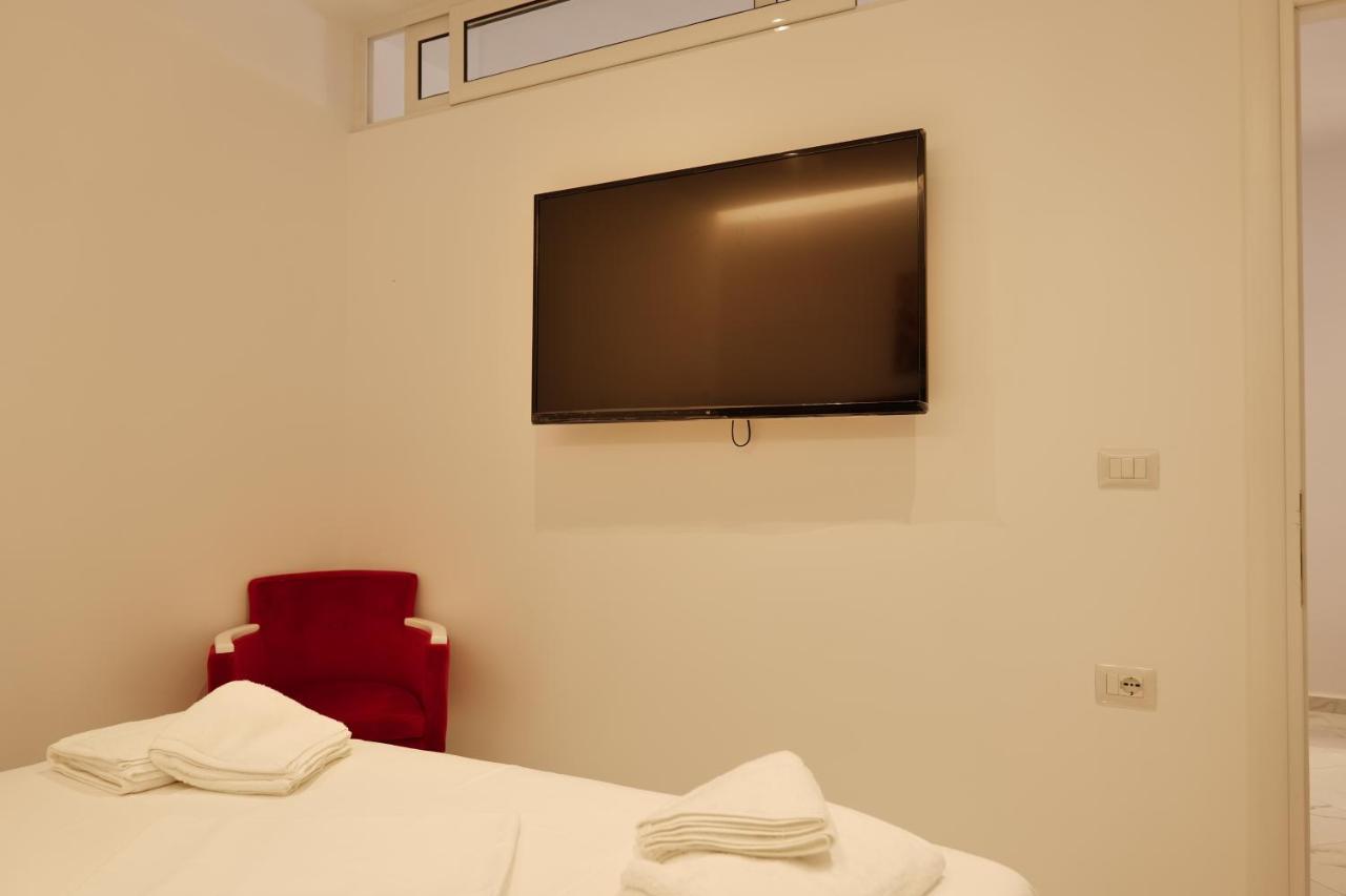 Lumi Hotel Sarandë Eksteriør billede